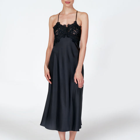 Rya Rosey Gown Black - Victoria's Attic